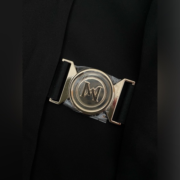 NWT Meshki Gold Buckle Mini Skirt - Picture 3 of 13